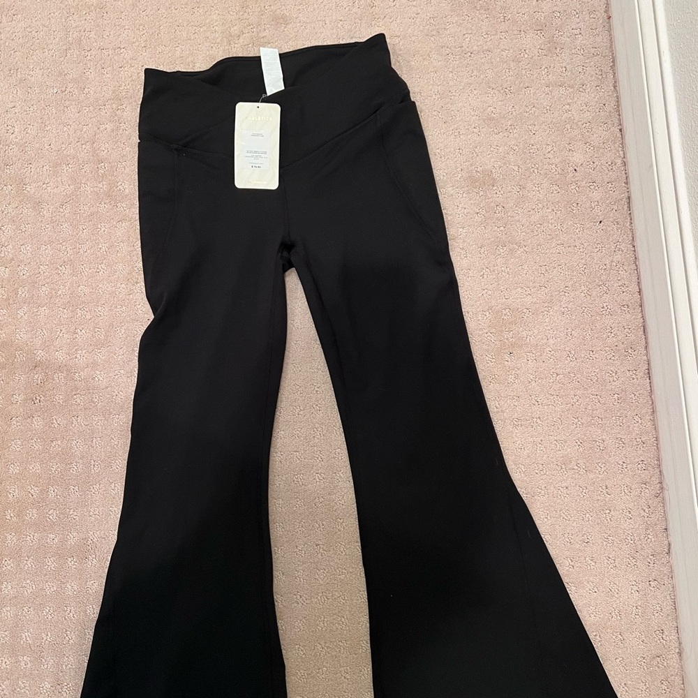 Fabletics cross cross leggings